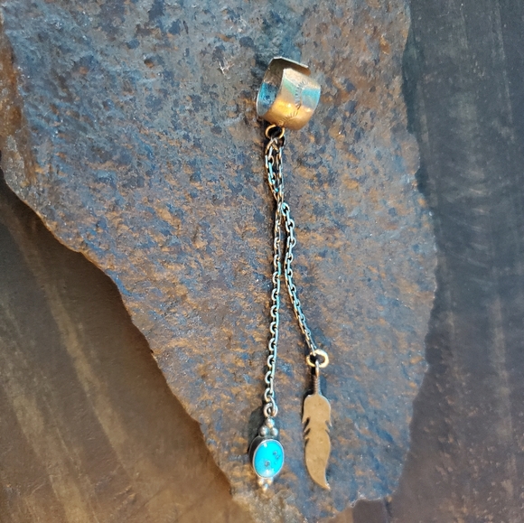 Vintage Sterling Navajo Turquoise Ear Cuff - Picture 2 of 6